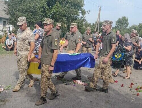 Він наближав Перемогу: в Судилківській громаді провели в останню земну дорогу Миколу Тимощука