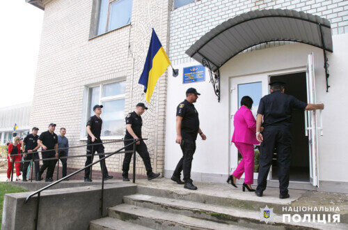 На Хмельниччині запрацювали ще три поліцейські станції