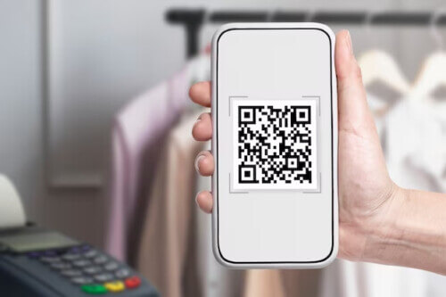 Як створити QR-код для оплати карткою