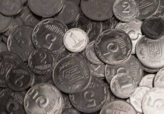 У Хмельницькому до кінця вересня можна обміняти монети та купюри, які вивели з оббігу