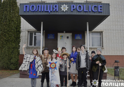 На Шепетівщині колядники прийшли в поліцію