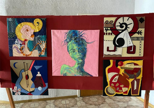 The art of me: на Шепетівщині відкрили виставку художниці-абстракціоністки