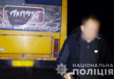 На Шепетівщині п’яний водій автобуса наробив біди і втік