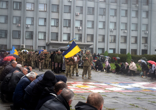 Йому було лише 42: у Шепетівці відбулося прощання із Героєм