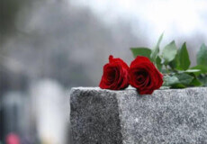На Хмельниччині молодик забрав квіти з могили полеглого захисника
