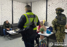 33-річний іноземець організував на Хмельниччині злочинне групування