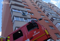 У Хмельницькому під час пожежі врятували двох підлітків