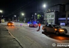 У Хмельницькому водій наїхав на 34-річного буковинця: медики майже добу боролися за його життя