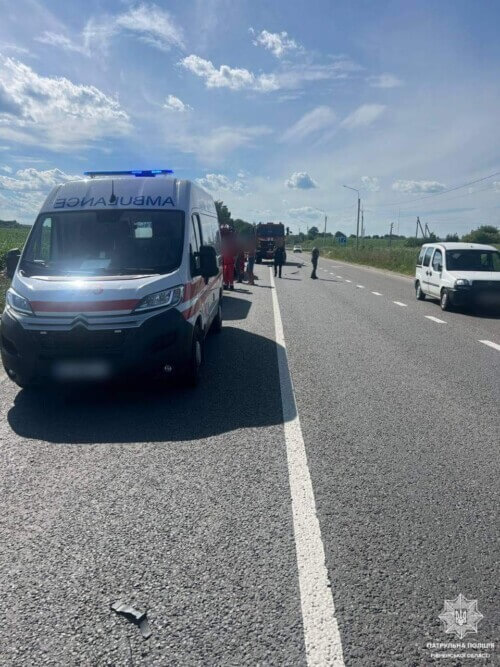 У жахливій ДТП за участі автобуса «Рівне–Хмельницький» загинули 14 осіб: за життя мешканки Нетішина борються медики