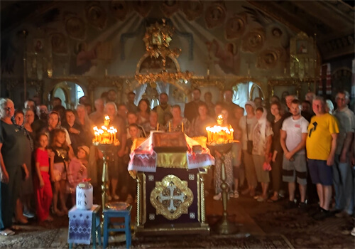 У Шепетівській громаді зважився на перехід ще один храм