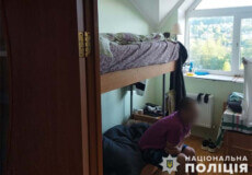 На Хмельниччині та Тернопільщині утримували людей в умовах жорсткої ізоляції