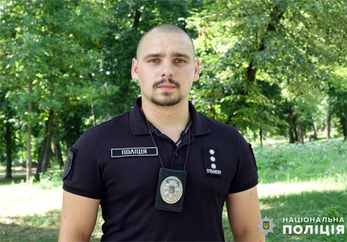 На Хмельниччині ювенальний поліцейський знає, що таке бути дитиною війни