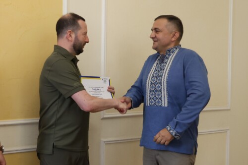 Директор КП «КНП Шепетівський Центр ПМСД» отримав подяку від Міністерства охорони здоров’я України