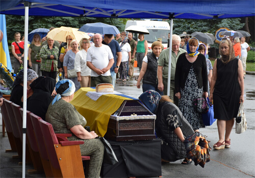 У Шепетівці провели у засвіти солдата Валерія Маліновського