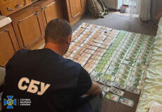 На Хмельниччині викрили ділків, які організували схему для «списання» із військового обліку