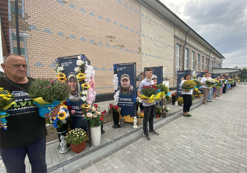 У громадах Шепетівщини сьогодні вшановують загиблих захисників України