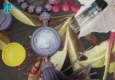 Ховали заборонене в продуктах: на Хмельниччині засудили членів злочинної групи