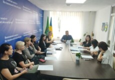 Позбавлення батьківських прав за невиконання обов’язків: у Нетішині взялися за безвідповідальних дорослих