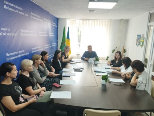 Позбавлення батьківських прав за невиконання обов’язків: у Нетішині взялися за безвідповідальних дорослих