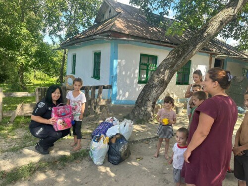 На Хмельниччині ювенали завітали у родину, де виховується 10 дітей