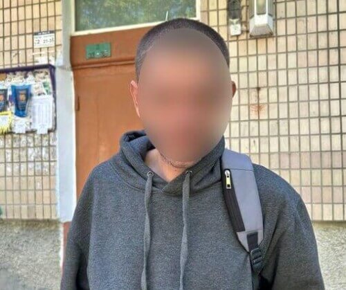 На Хмельниччині кривдник, який вчиняв насильство на очах у доньки співмешканки, отримав покарання