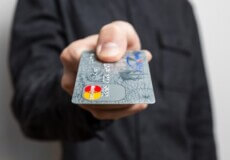 За купівлю вітчизняних товарів українцям повернуть частину грошей: як скористатися програмою