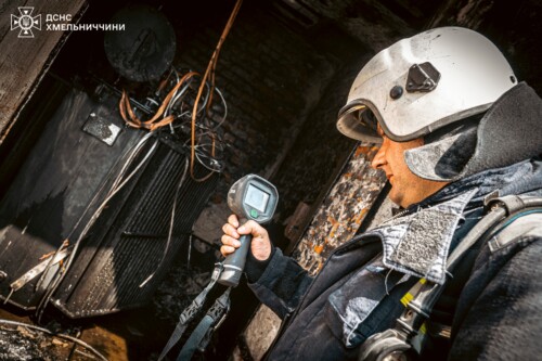 У Хмельницькому загорівся трансформатор