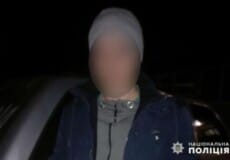 На Хмельниччині молодик, користуючись довірою старшого колеги, обчистив його картковий рахунок