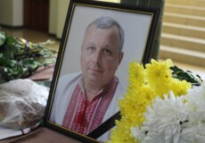 Його серце зупинилося під час бойового чергування на Харківщині: у Славуті прощалися із захисником