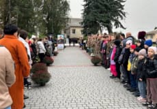 У селі Шепетівської громади урочисто відкрили Алею Пам’яті та вшанували полеглих земляків