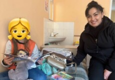 На Хмельниччині жінка привезла свою дитину знайомій і назад не забрала