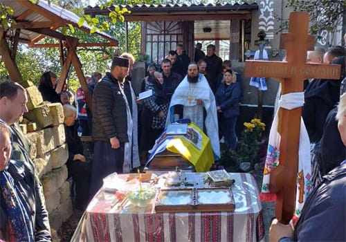 На Шепетівщині провели в останню путь загиблого на війні нацгвардійця