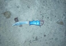 У сусідній із Хмельниччиною області чоловік на котрольному посту почав різати собі руки