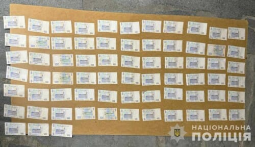 У сусідній із Хмельничичною області поліція затримала депутата та його спільника за хабарництво