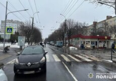 У Хмельницькому в ДТП травмувалась 31-річна жінка