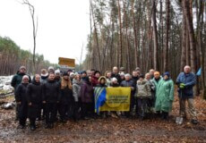 У Шепетівській громаді висадили Дубовий гай пам’яті Захисників та Захисниць українського народу