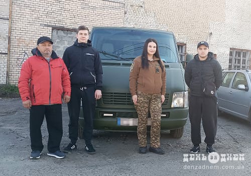 У Шепетівці передали два авта для нацгвардійців, на які збирали за кордоном і в Україні