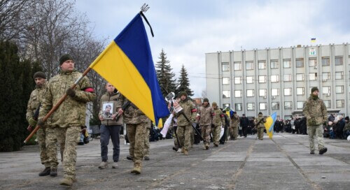 Він хотів помститися за брата: у Шепетівці попрощалися із солдатом Юрієм Гринем