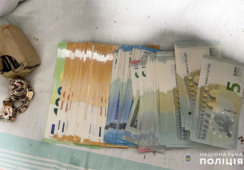 На Шепетівщині знайшли контрафактну продукцію та дещо незаконне