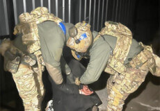 У сусідній із Хмельниччиною області зловмисники вдерлися додому до пораненого військового