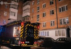У Хмельницькому в квартирі так покурили, що знадобилися надзвичайники