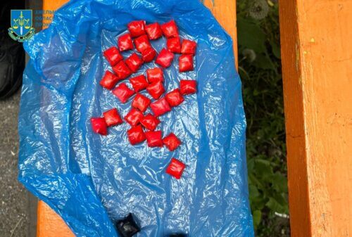 На Хмельниччині у телеграм-каналі процвітав незаконний бізнес