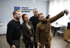 На Хмельниччині відкрили перші в Україні кабінети «Простір турботи про ветерана»