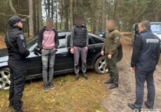 У сусідній із Хмельниччиною області чоловіки надавали «важливі послуги» військовозобов’язаним