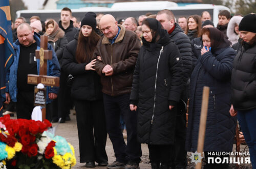 На Хмельниччині попрощалися із загиблими на війні поліцейськими: один із них — із Шепетівщини