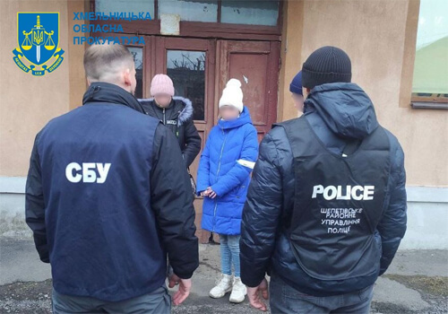 На замовлення спецслужб рф шепетівчанка підпалила будівлю міської ради