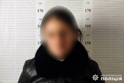 Жителька Шепетівки заходила до будинків селян і забирала цінне