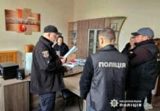 Посадовці «Укрзалізниці» привласнили та легалізували понад 23 мільйони гривень: інцидент у сусідній із Хмельниччиню області