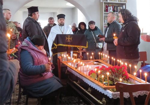 Громада на Шепетівщині прощалася із захисником на позивний «ОСА»