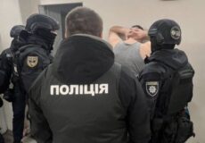 На Хмельниччині організатор «бізнесу» мав дохід у 5 мільйонів гривень на місяць